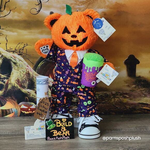 Build A Bear Pumpkin Glow Plush Halloween Jack O'Lantern 2023 Dress Suit Clothes - Picture 14 of 15